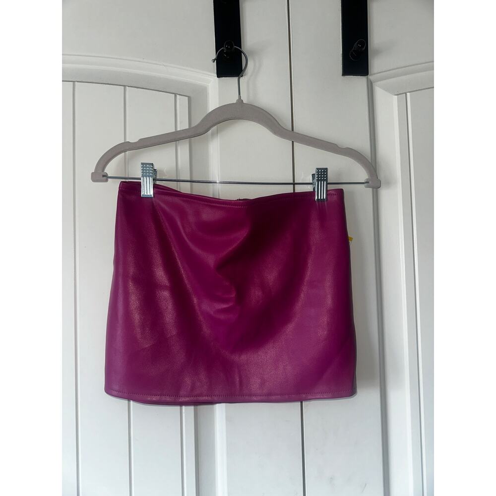 Leather mini skirt